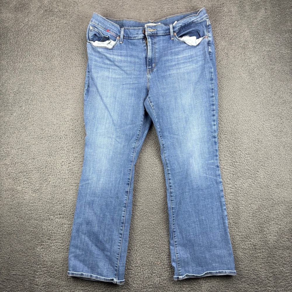 Levi Strauss Co Women Size 33 Classic‎ Bootcut Blue Denim Jeans